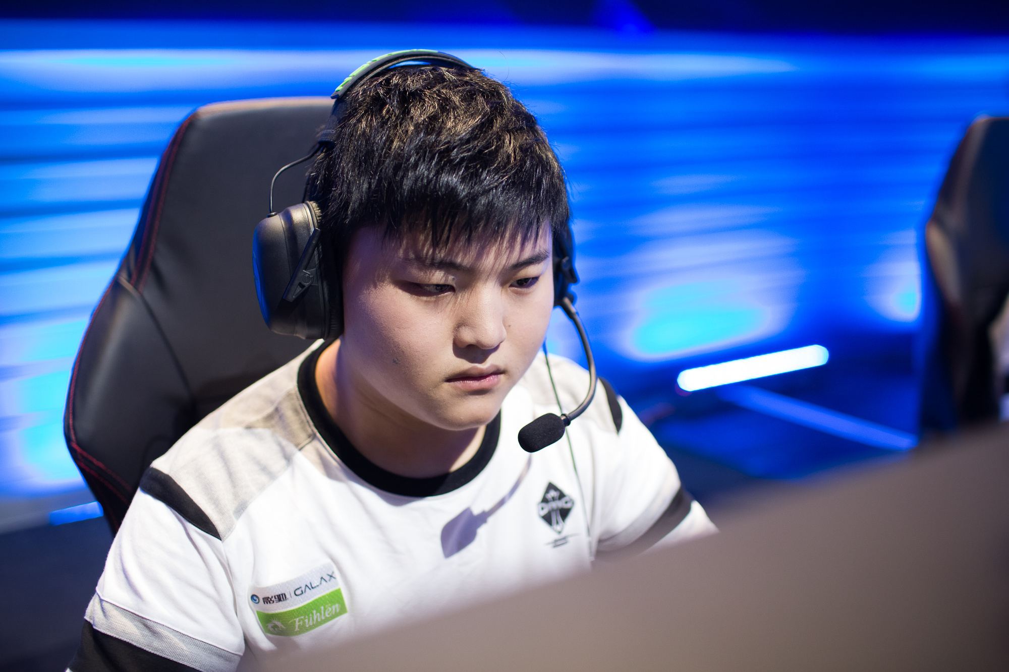 卫本人的康 卫本人的康