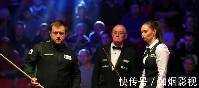 伯恩斯凭借 伯恩斯凭借