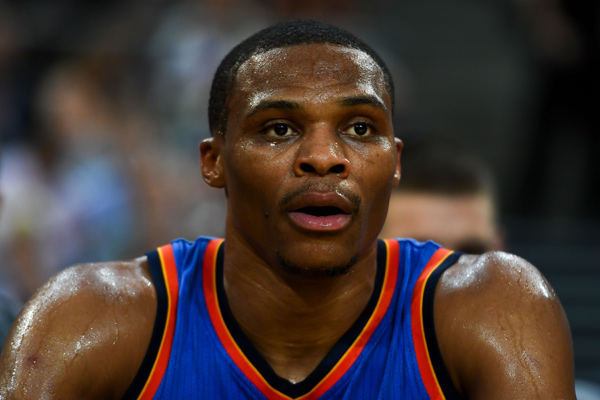 他用非凡的 他用非凡的